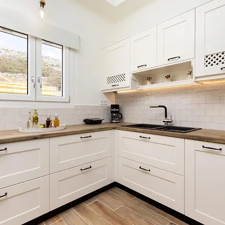 Dom wakacyjny Sarris Village Luxury 2 Sarakíniko