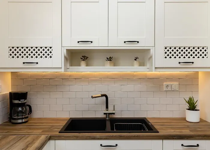 Sarris Village Luxury 2